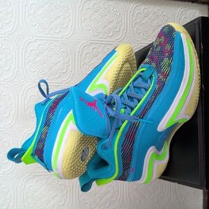 Nike Jordan Lo w 36 Luka Size 9